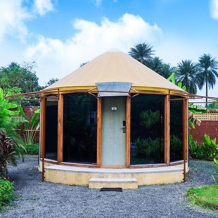 Valsad Shanti Resorts מראה חיצוני תמונה